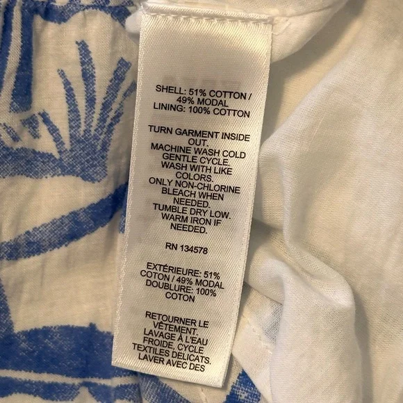 $8 SALE! VINEYARD VINES: Dress, Small - Picture 5 of 6